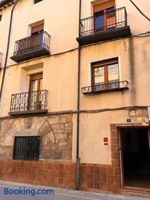 Apartamento Encantador de 4 Habitaciones en Murillo de Río Leza- La Rioja - Image 1