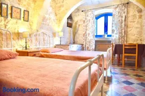 Charming House in Ix - Xewkija with Terrace and Barbecue - Image 2
