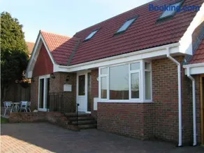 Bramley Cottage - Image 1