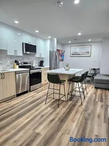 Cozy 2 bedrooms and 1 bath for 4 guests! - Image 3