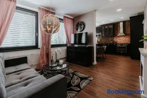 Apartmány Evia clinic - Image 1