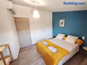 Maison de village à 10min de Béziers et des plages - Image 1