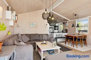 2 Bedroom Ocean Front Home In Frederikshavn - Image 2