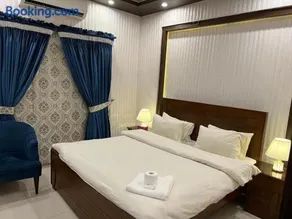 New Royal Guest House - Image 1