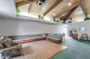 Boulder Basecamp - Cozy 2BR Near Trails & Town - Image 3