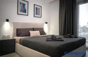 Berries Luxury Apartments - Image 3