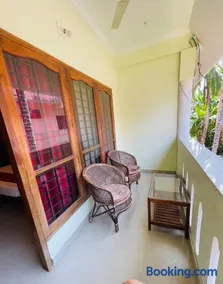 Moon Valley Cottage - Image 2