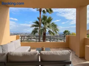 Elegant apartment, stunning views, fully renovated in la Hacienda del Senorio de Cifuentes - Image 3