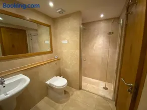 OHANA HOUSE - Unbeatable Location - UK's Best Beaches - Image 4