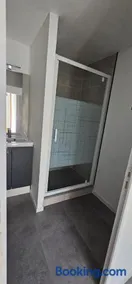 Comme Chez Vous - Image 2