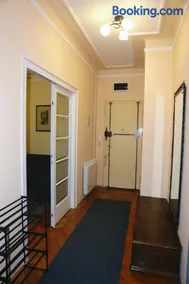Apartment 16 - Image 2