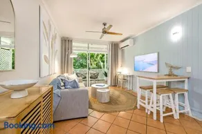 Tropic Retreat Palm Cove - Image 1