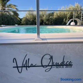 VILLA GIUDICE Luxury Home with Private Pool - Image 4