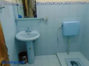 Star Rise Hotel - Image 2
