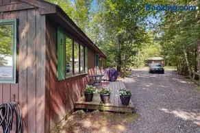 Cozy Lakefront Cottage with Dock, Mountain Views, Peaceful Location - Image 2