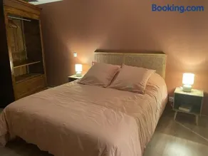 Gîte "Le Saint Antoine"parking privé - Image 1