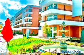 Apartcomplex Grand Kamelia Sunny Beach - Image 5