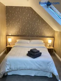 Cope House Rooms - Image 2