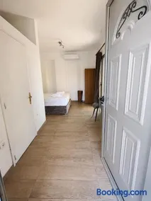 Prestige Rooms Andros - Image 3