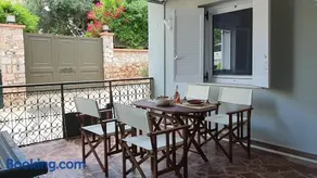 Evina's Apartment - Image 1