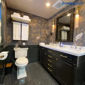 Hattan House Boutique Hotel Bed & Breakfast - Image 2