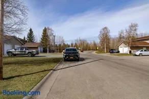 Family-size condo in Fairbanks! - Image 2