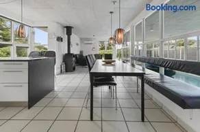 Luxury House With Large Pool By The Sea - Sj309 - Image 2