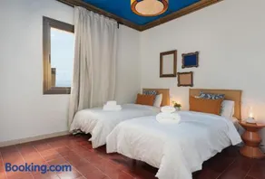 SunStay Canet Sea View Penthouse 1 Min to Beach - Image 2