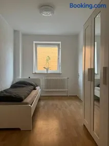 Zimmervermietung mit gemeinschafts Bad und Küche - Image 5