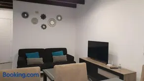 Apartamento Deluxe Senderos del Vino I, con cochera incluida, Desayuno opcional - Image 3