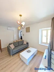 La Tour - Appartement rénové, calme et confortable - Image 4