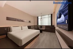 Atour Hotel Anji Jiuzhou Changshuo Square - Image 1