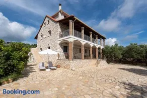 Melissa Luxury Apartments - Image 1