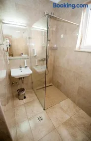 Hotel Olivia - Image 4