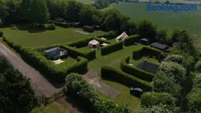 Kits Coty Glamping - Image 2