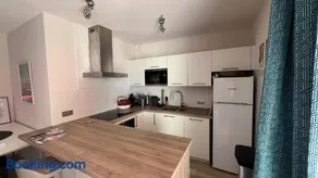 Magnifique appartement T2 avec terrasse et piscine - Image 4