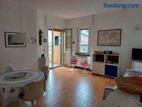 Diana Cosy Apartment sea view near the beach - Image 1