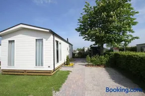 IJsselmeer-chalet nr. 66 - Image 1