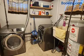 Beautiful & Cozy one Bedroom Apartment near Boston & Airport - Image 3