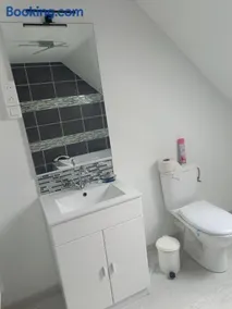 Chambre spacieuse - Image 4