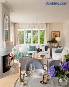 Wishome-Gran casa con jardín y piscina, en Comillas - Image 2