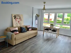 Apartamento El Arenal Playa de Ris - Image 5
