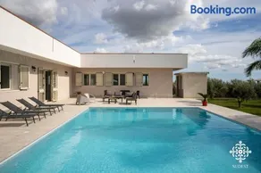 Villa Sunset Escape - Country Paradise with Pool - Image 1