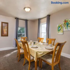Entire house 3 bedroom Twin Cities, Specious, Entire House, AC - Image 2