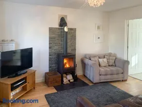 Cuckoo Hill View - Image 1