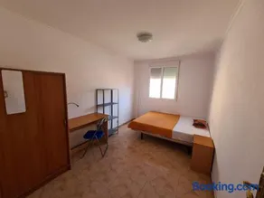 apartemento ideal grupo y familia climatisacion y cerca playa . mongrell - Image 3