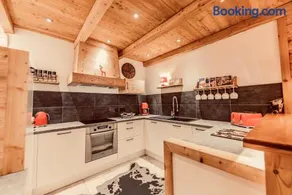 Luxury chalet Léli - Image 2