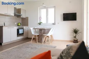 Apartments Insula - Image 2