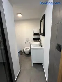 FDS Cosy Apartment - Image 2