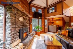 MapleCastle == HotTub, RiverSide, IndoorHummock, FirePlace, BackYard - Image 2